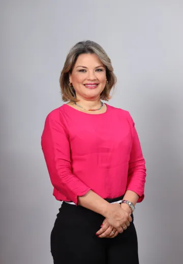 Dina María Olmos Hover