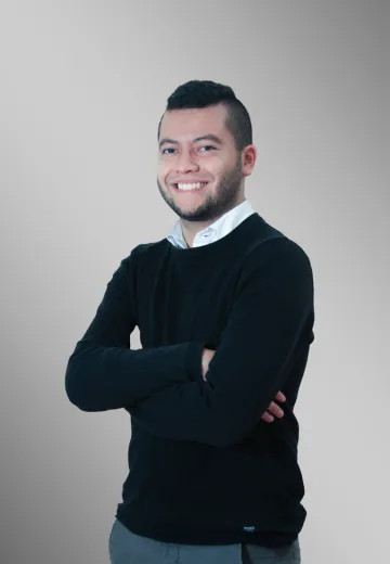 Santiago Vargas Hover