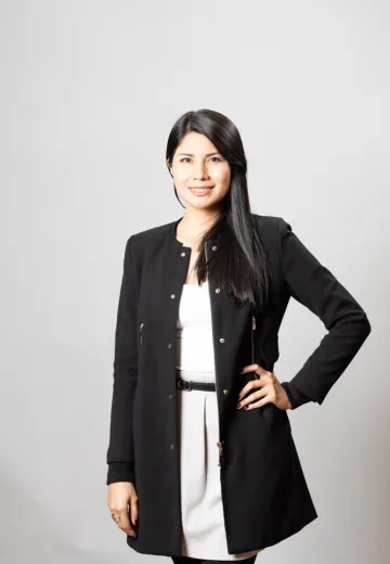 Paola Siachoque Hover